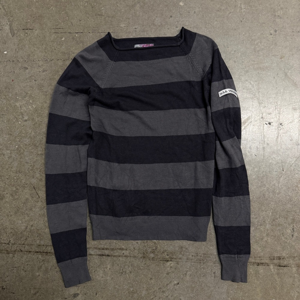 Volcom Gals Striped Sweater Black Grey USS Volcom Patch Boat Neck Womens Medium